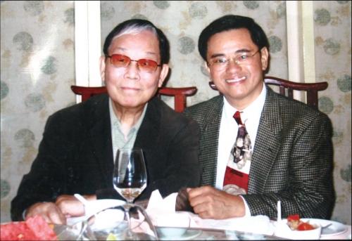 Composer Joseph Koo（顧嘉煇）and lyricist Kwok-Kong Cheung.